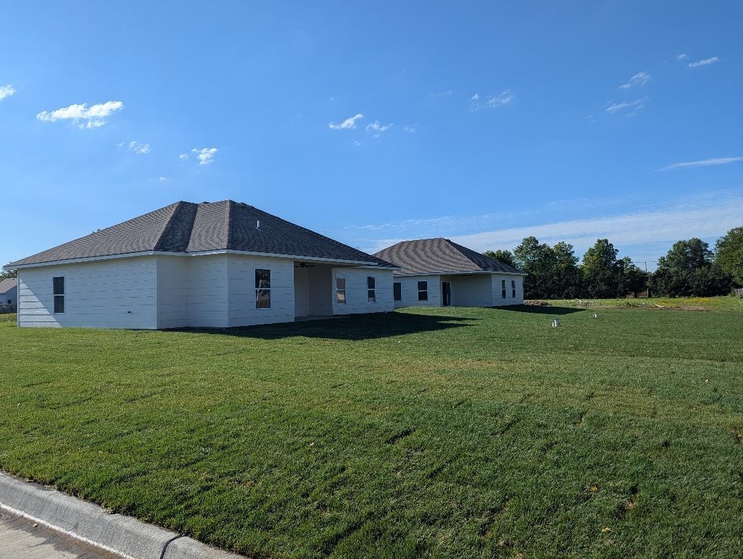 Property Photo: 733 N Cedar Downs Ct KS 67235