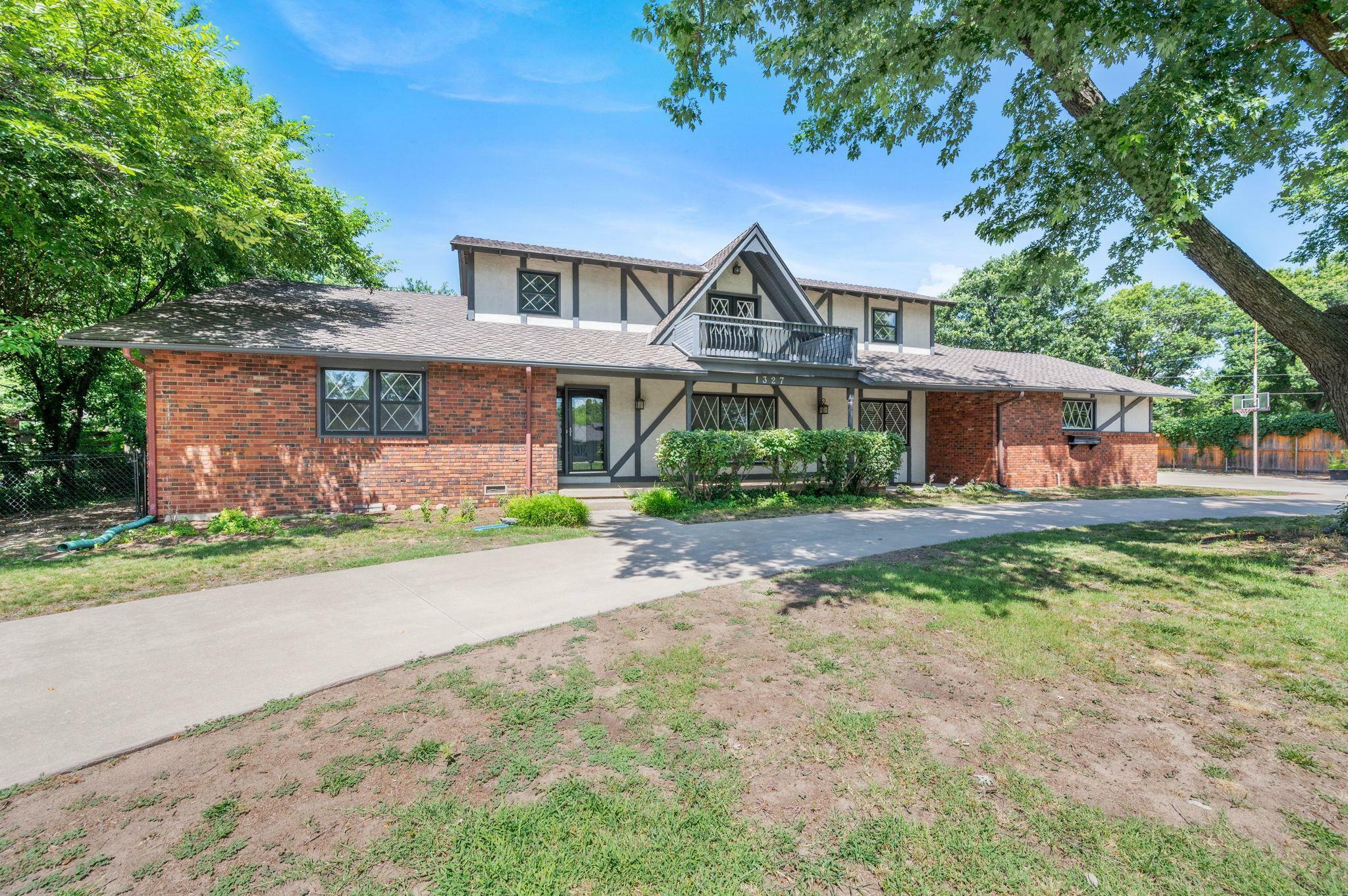 1327 N Perth Ave  Wichita KS 67208 photo