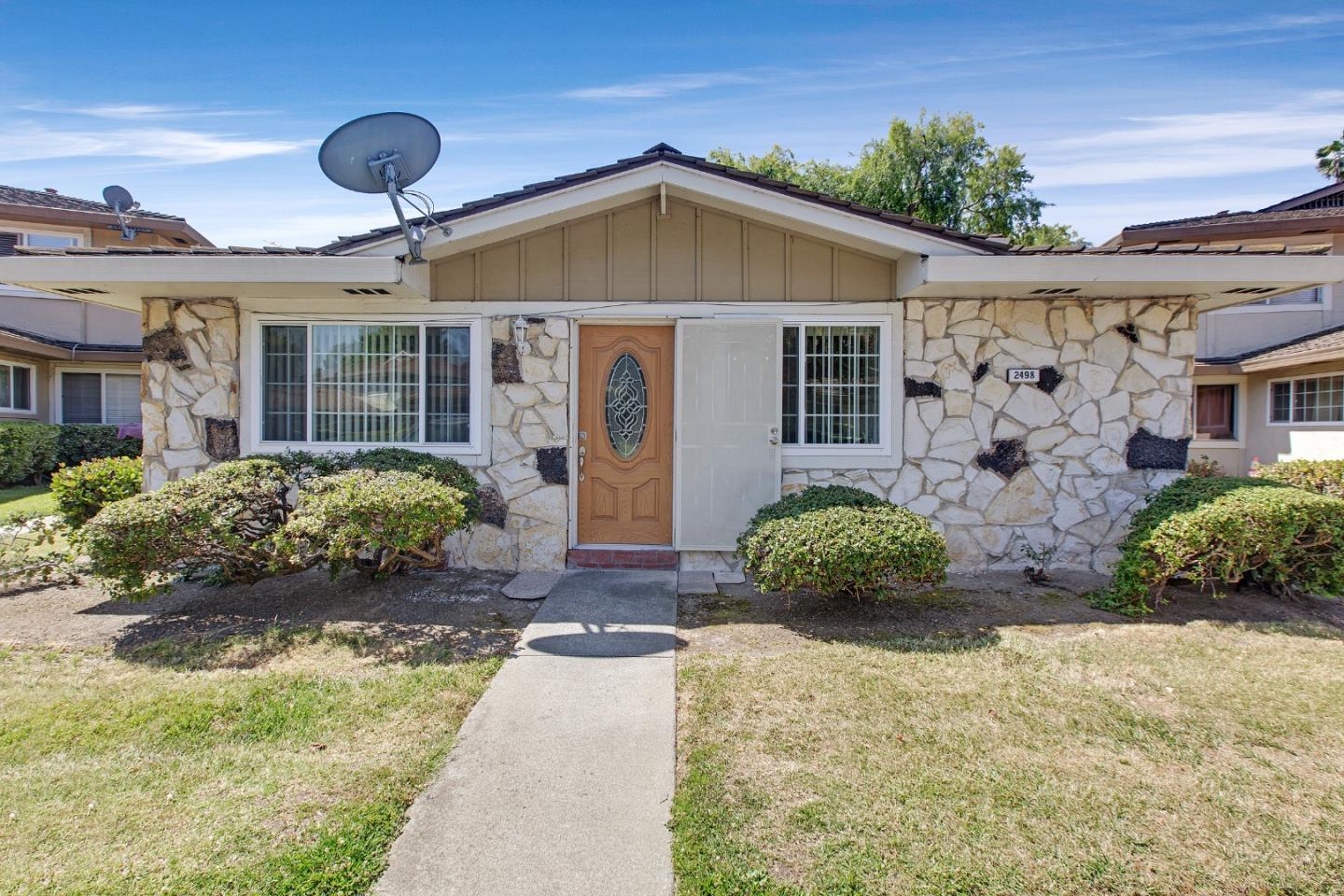 2498 Golzio Court 1  San Jose CA 95133 photo