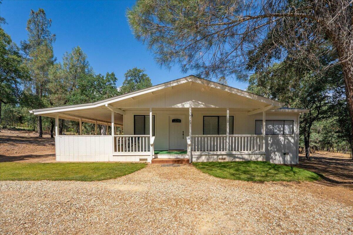 Property Photo: 16271 Buzzard Roost Road CA 96084