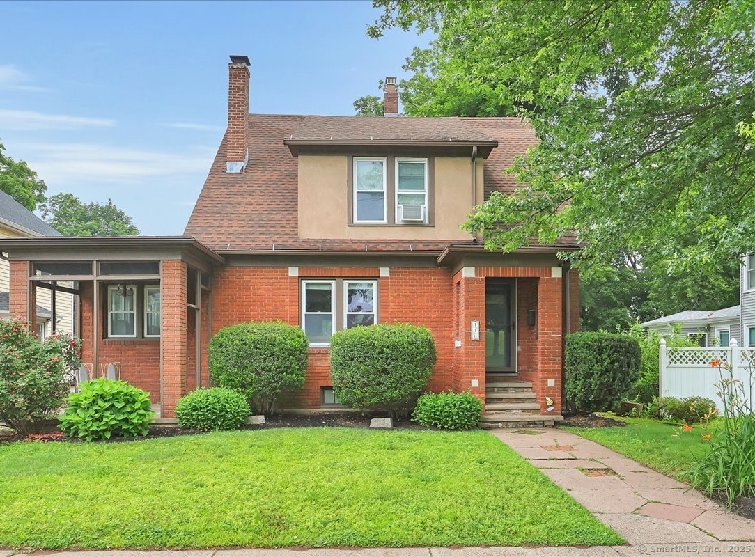 Property Photo:  146 Summit Street  CT 06040 