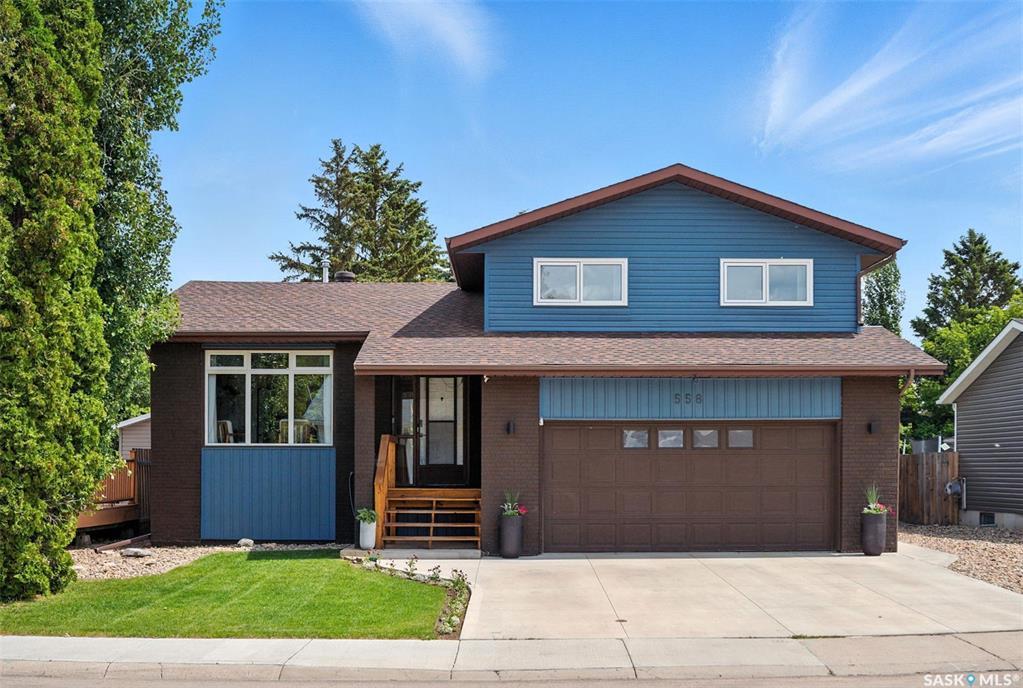 Property Photo: 558 Wollaston Terrace SK S7J 4H2