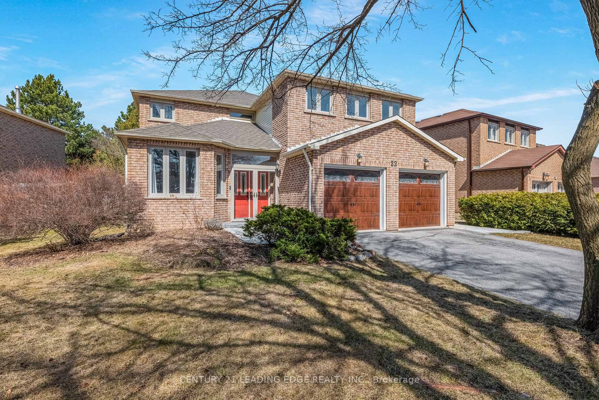 Photo de la propriété: 22 Havagal Crescent ON L3P 7E9