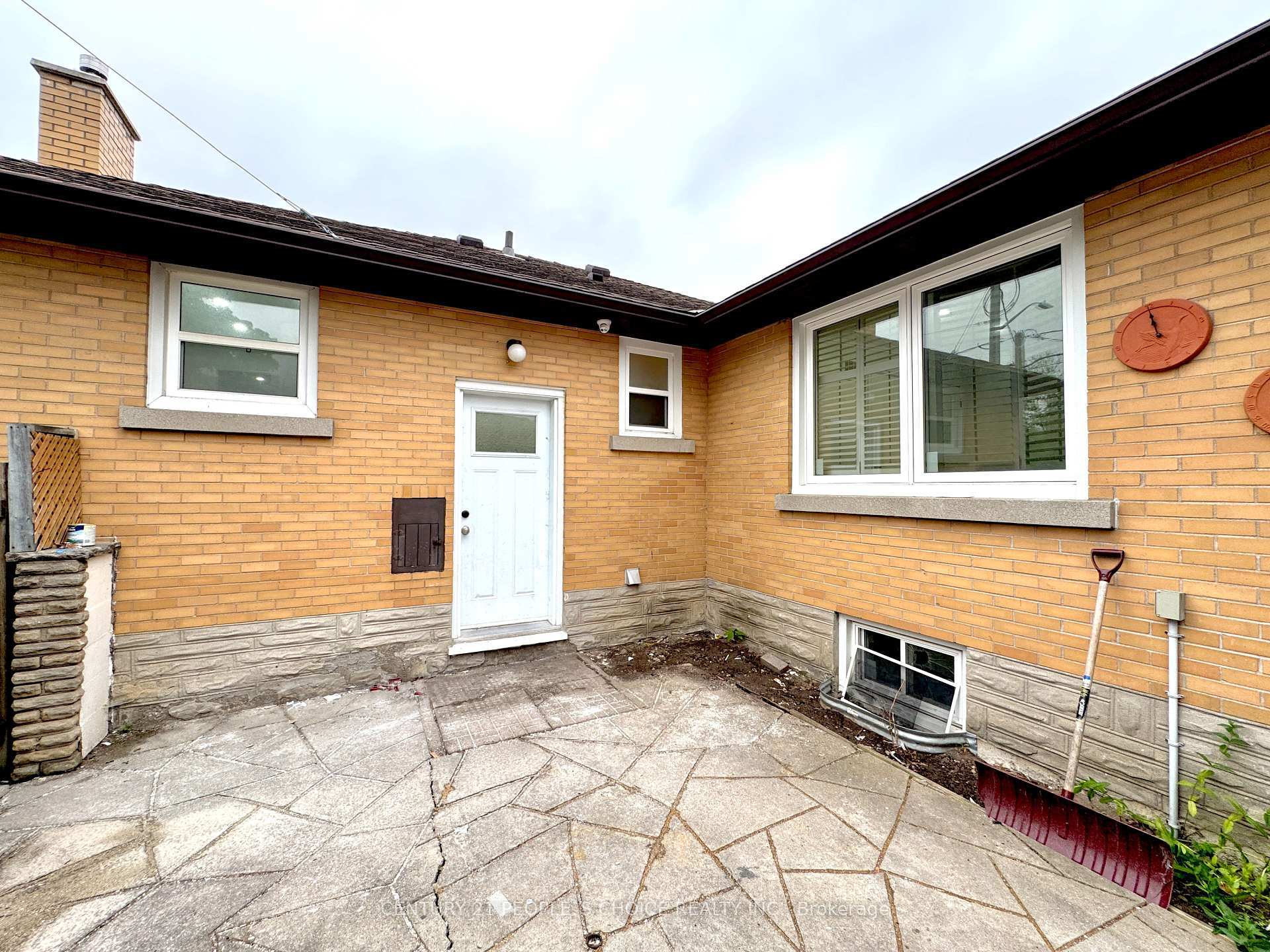 50 Jackson Avenue  Kitchener ON N2H 3N8 photo