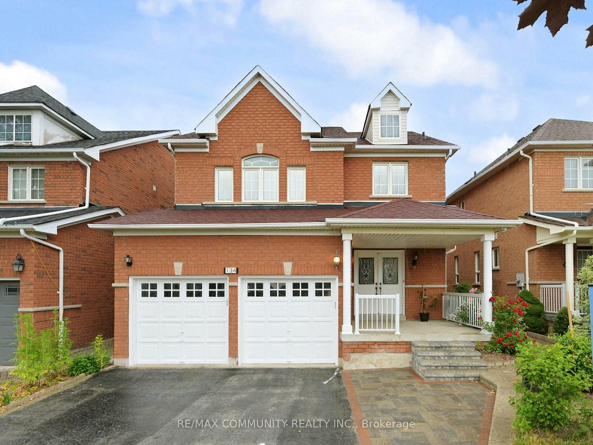 Property Photo: 134 Medland Avenue ON L1P 1W7