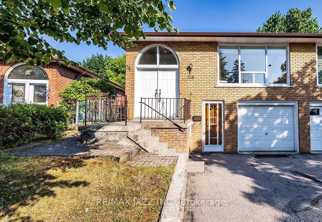 Property Photo:  28 Pilot Street  ON M1E 2C5 