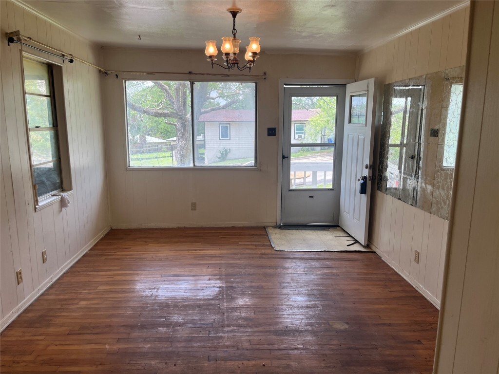 Property Photo: 4307 Leslie Avenue TX 78721