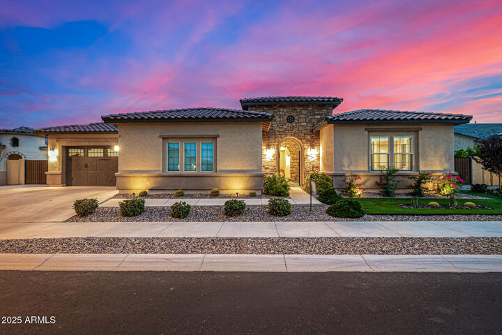 Property Photo: 23252 N 76th Lane AZ 85383