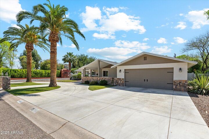 Property Photo: 3511 E Coolidge Street AZ 85018