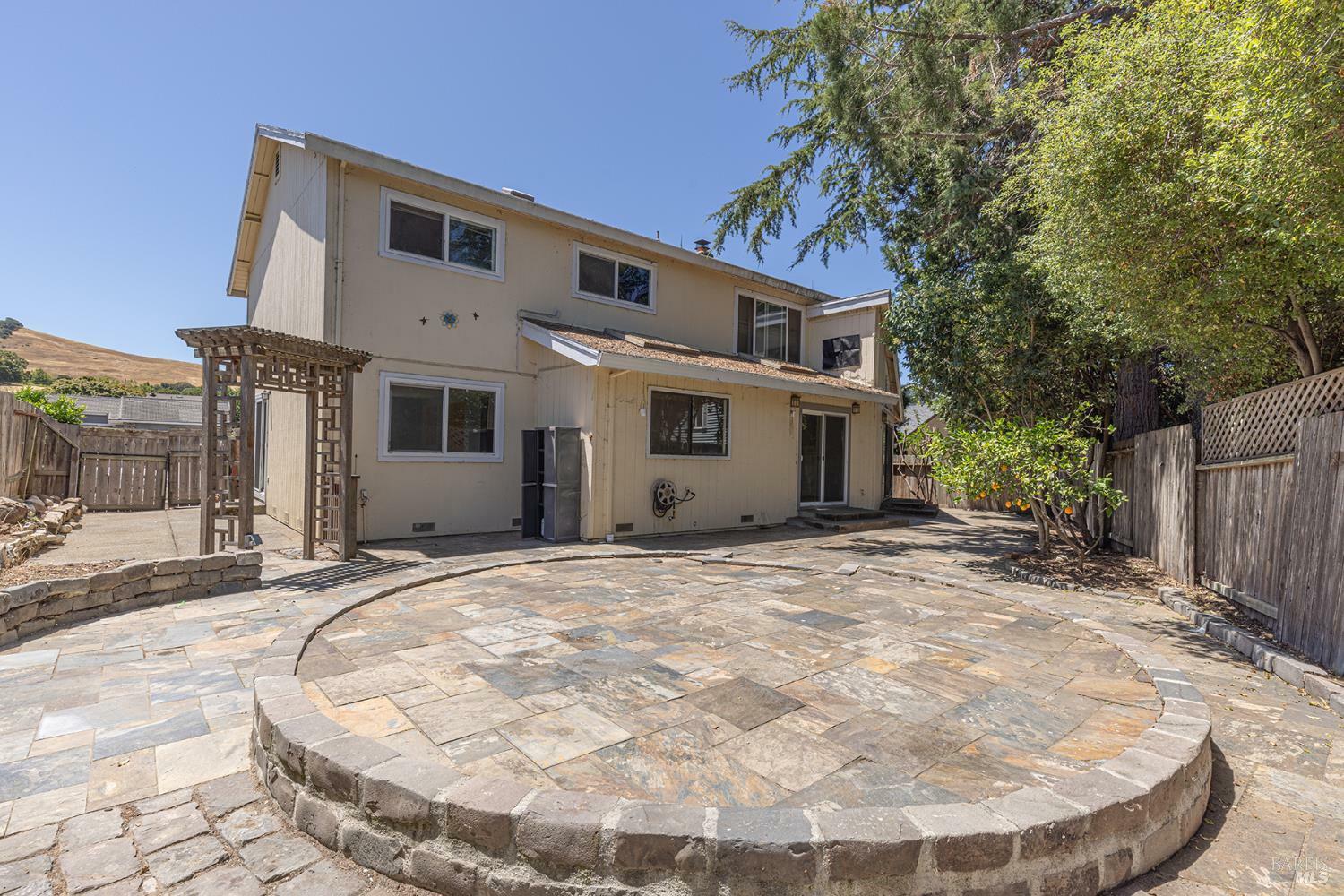Property Photo: 113 Greenridge Court CA 94952