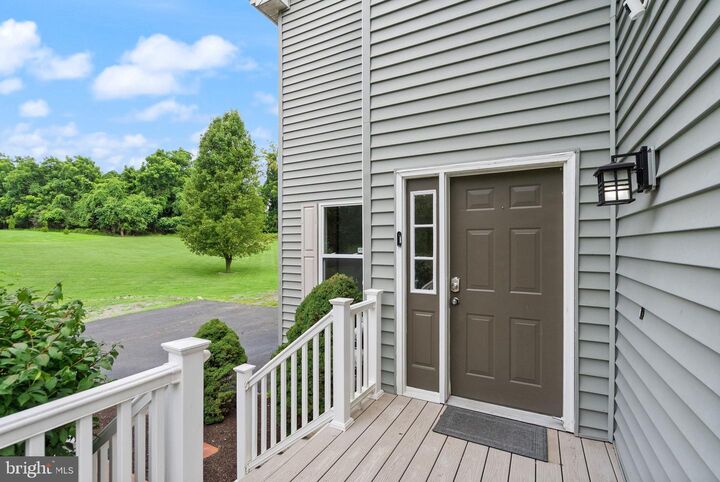 Property Photo:  37400 Whitacre Lane  VA 20132 