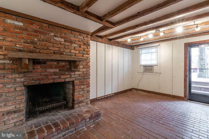 Property Photo: 511 Wilkes Street A VA 22314