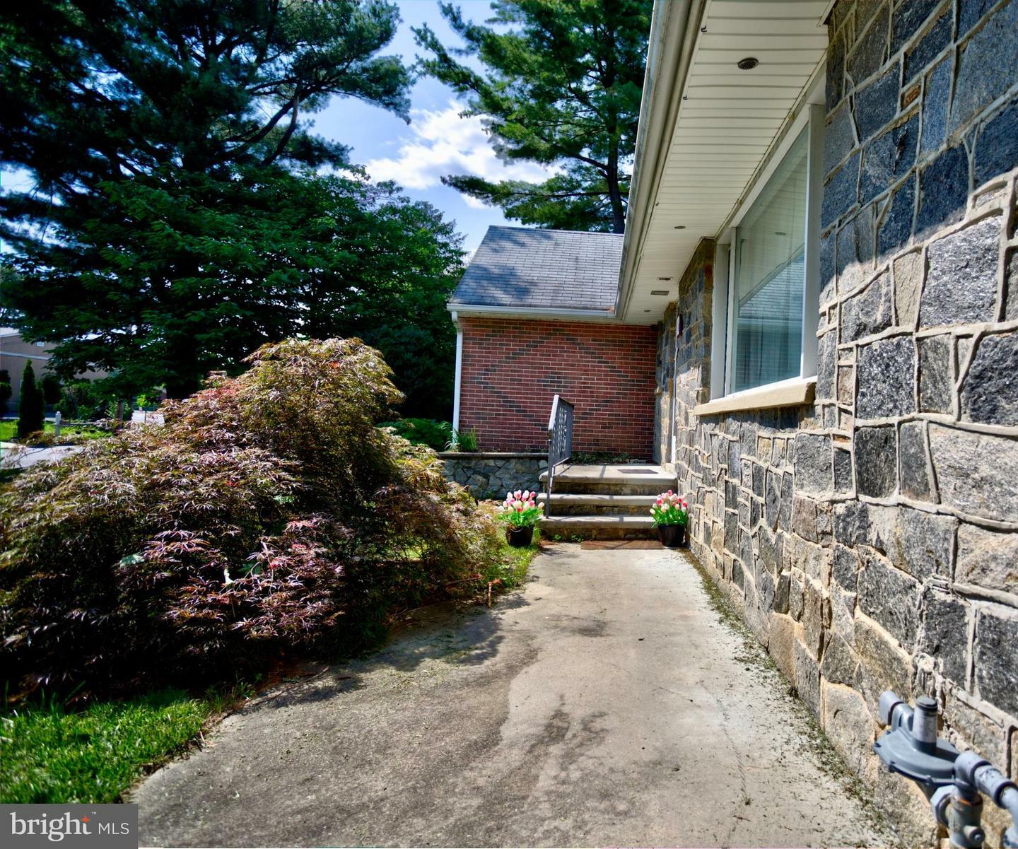 Property Photo: 10 E Miami Avenue NJ 08034