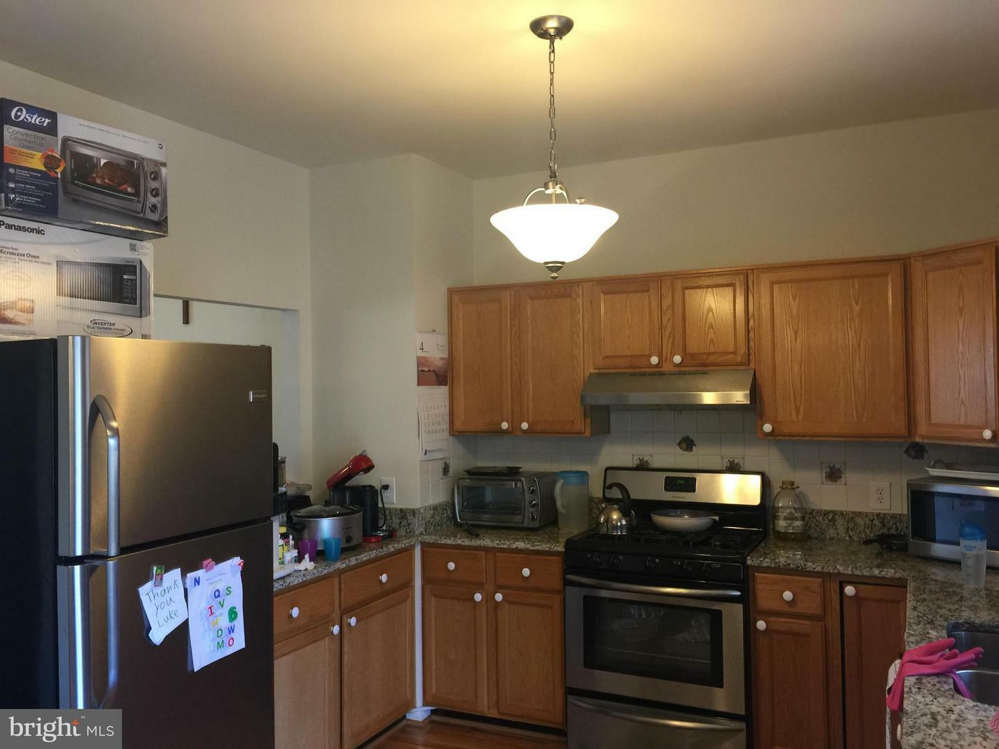 Property Photo: 6166 Kendra Way VA 20121
