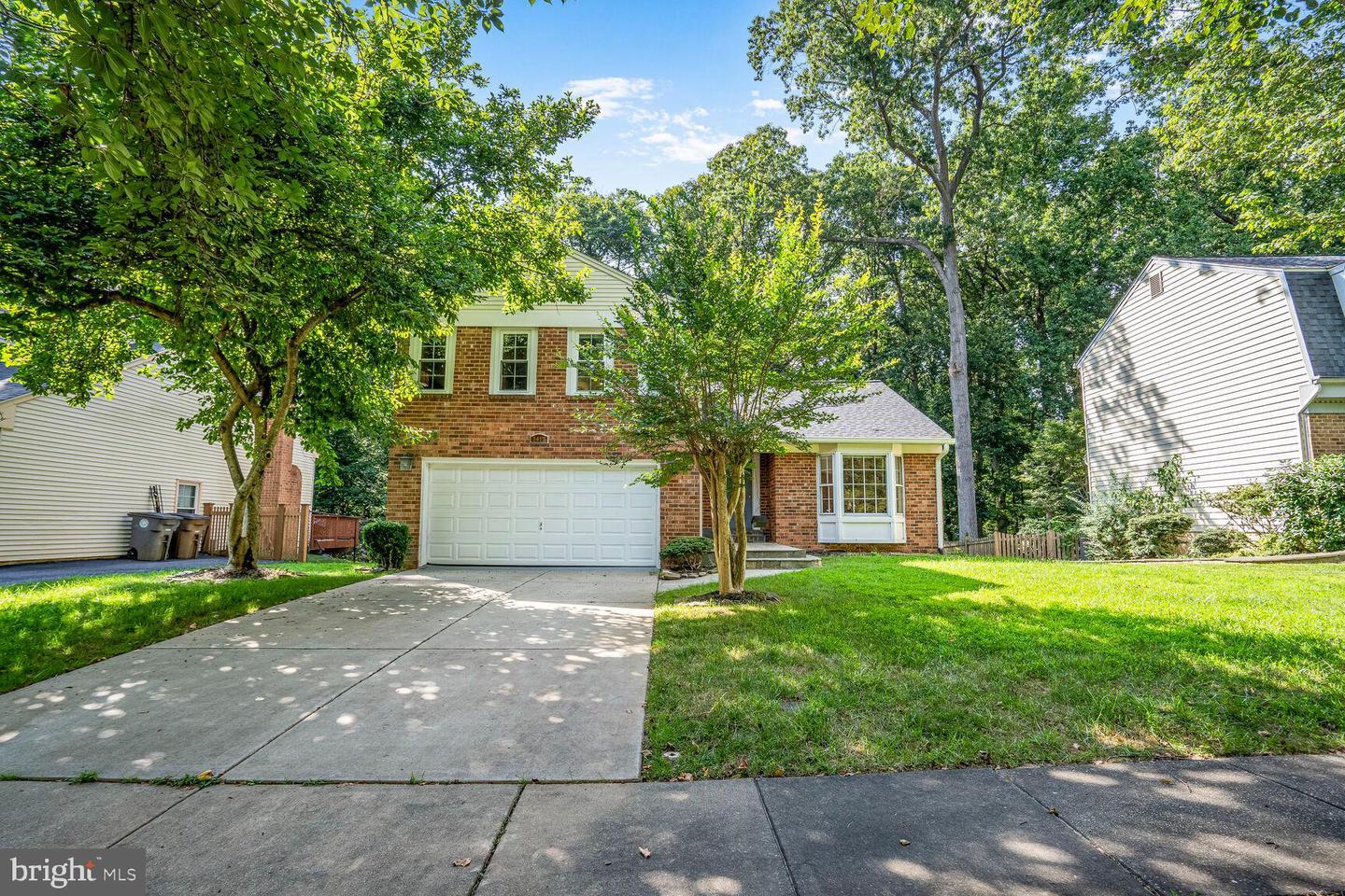 Property Photo: 1413 Fallswood Drive MD 20854