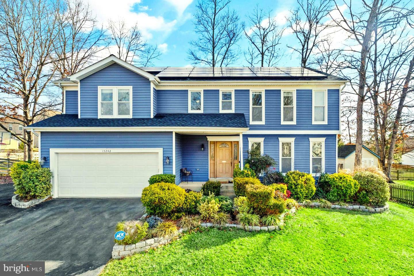 15242 Sovereign Place  Chantilly VA 20151 photo