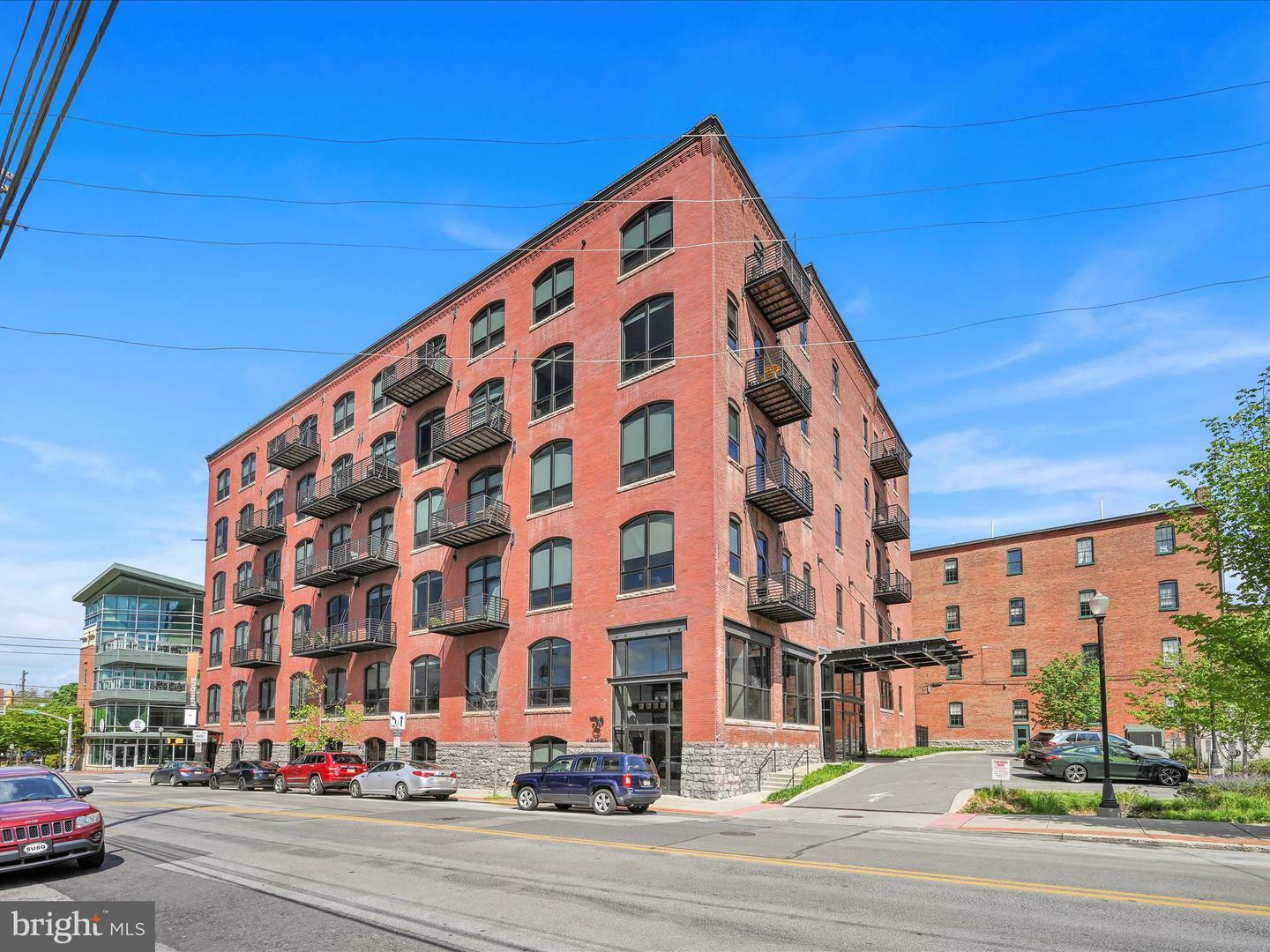 Property Photo: 41 W Lemon Street 202 PA 17603