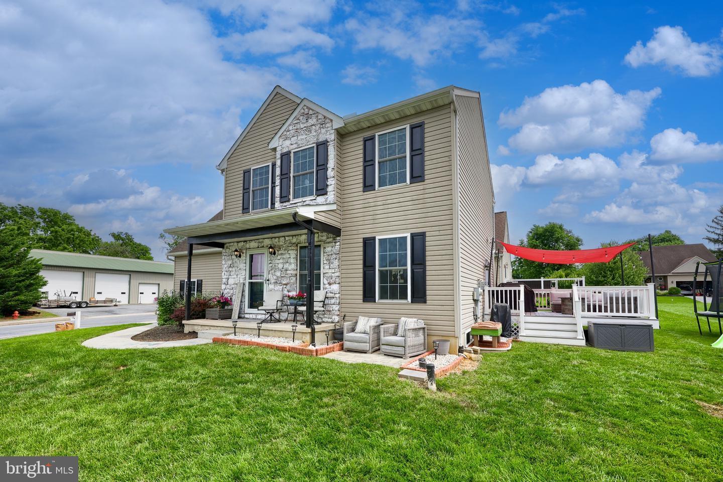 Property Photo:  24 Katie Lane  PA 17602 