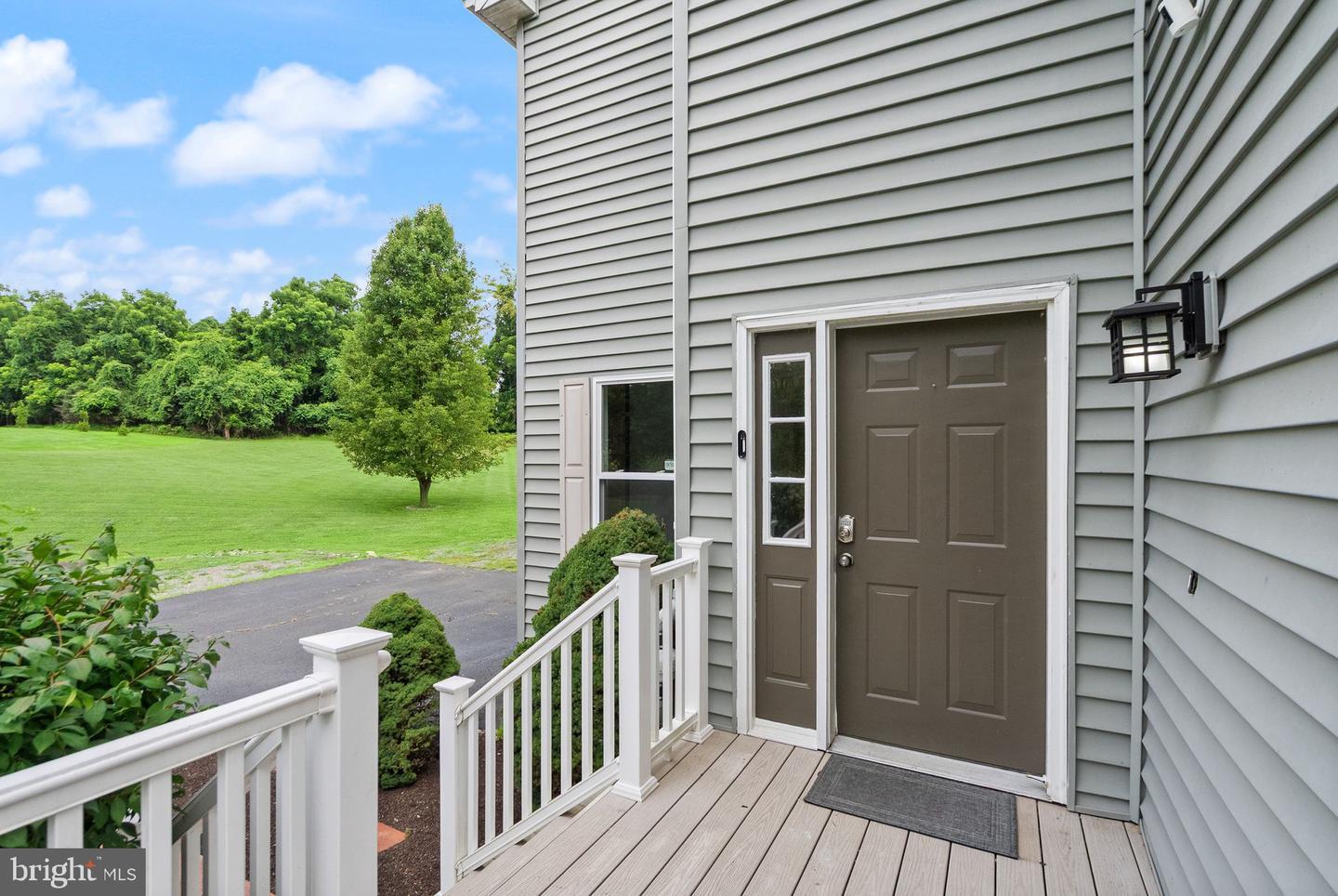 Property Photo:  37400 Whitacre Lane  VA 20132 