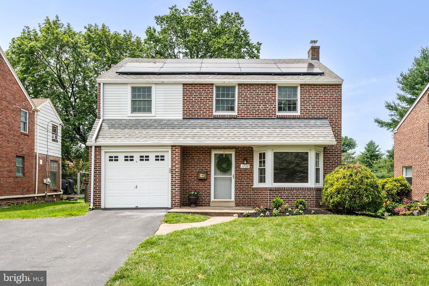 Property Photo: 1728 Earlington Road PA 19083