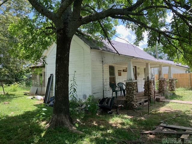 Property Photo: 1000 Third Street AR 71953