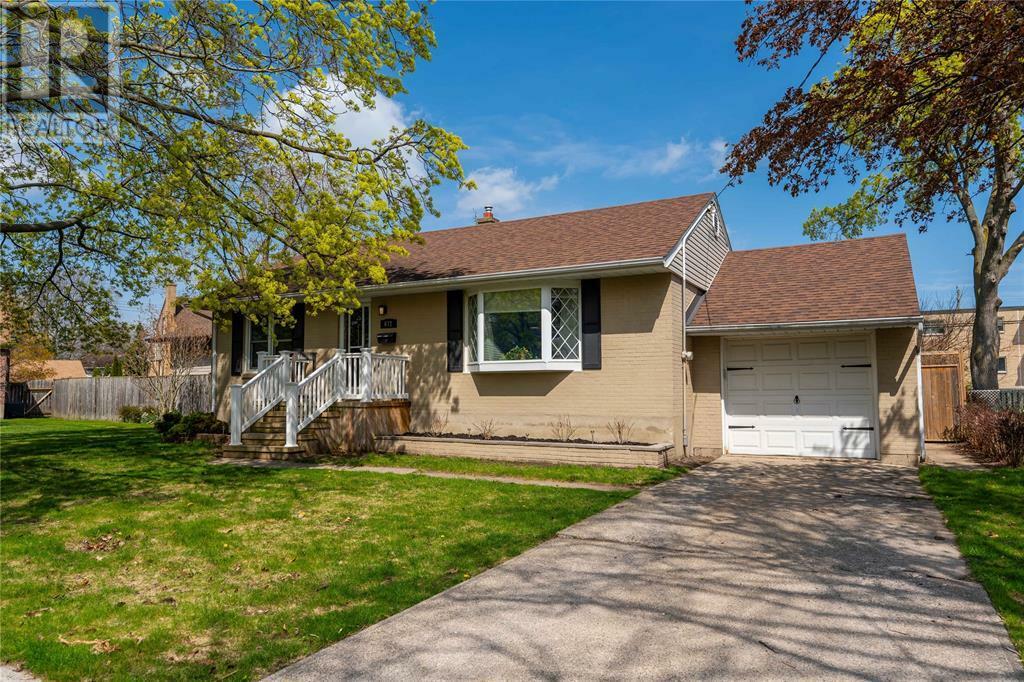 Property Photo: 672 Odell Avenue ON N7V 2K7