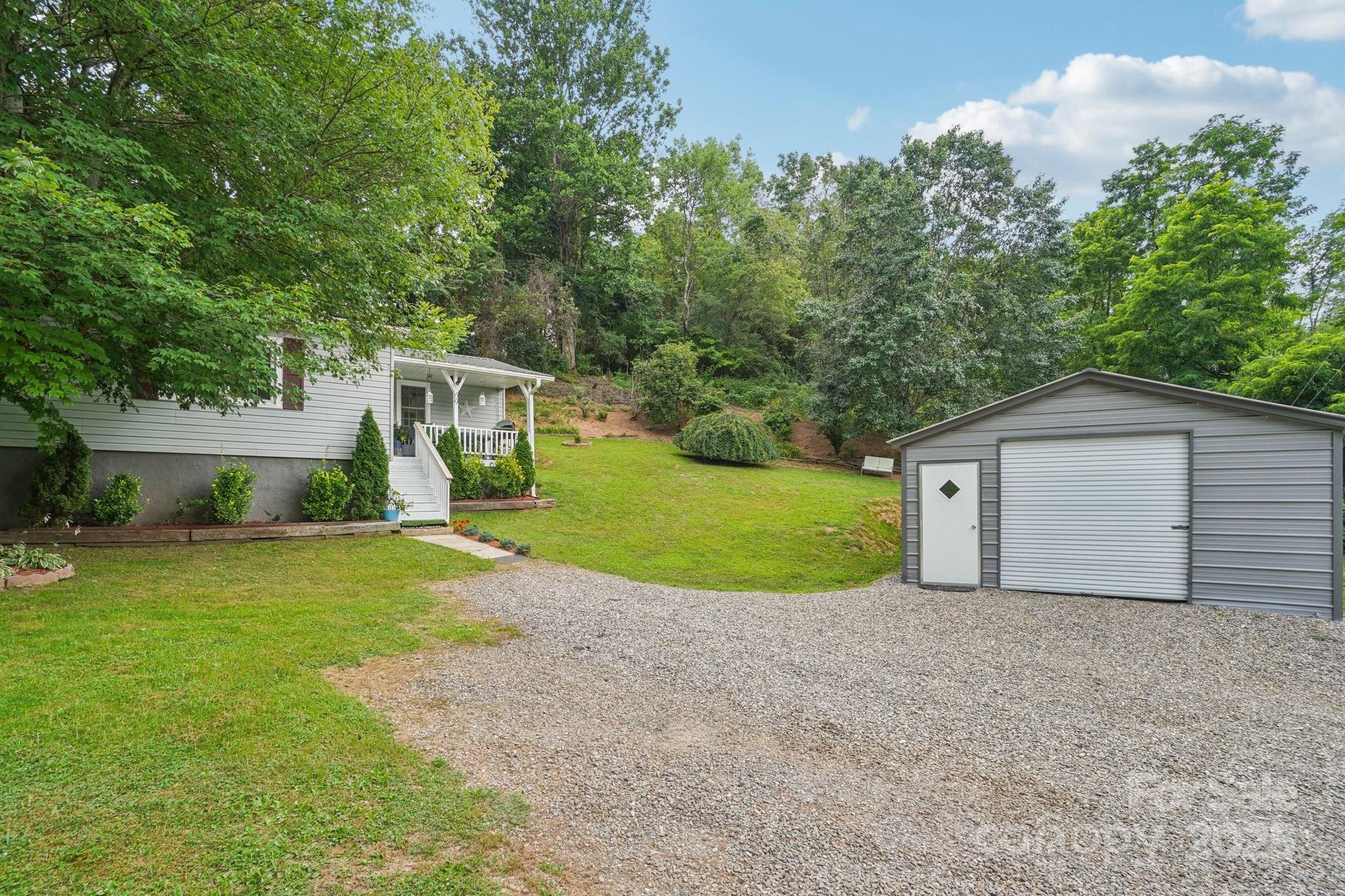 Property Photo:  69 Devlin Street  NC 28716 