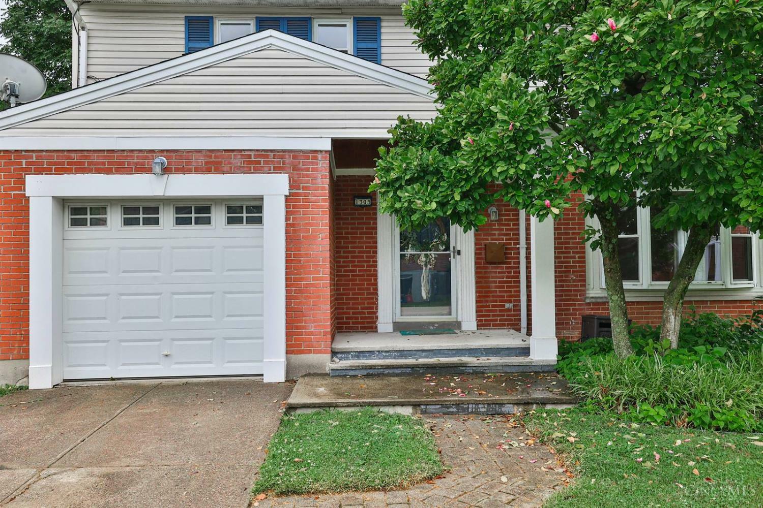 Property Photo: 1303 Moonkist Court OH 45230