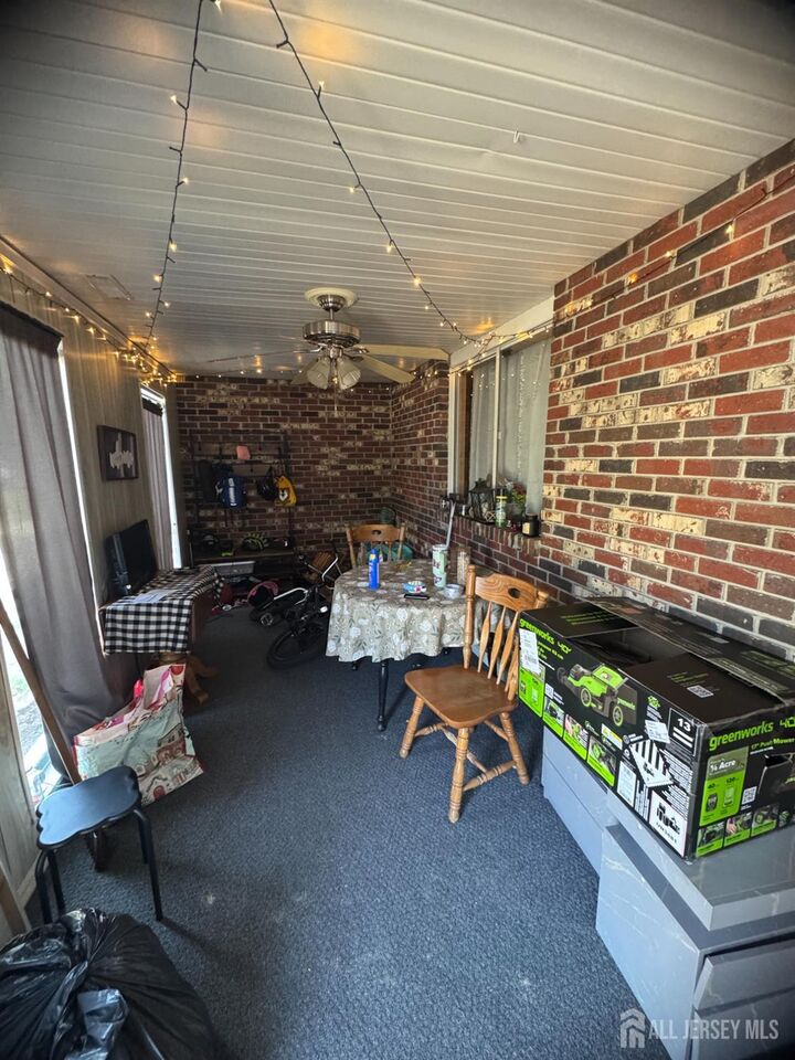 Property Photo:  9 Winnebago Trail  NJ 08015 