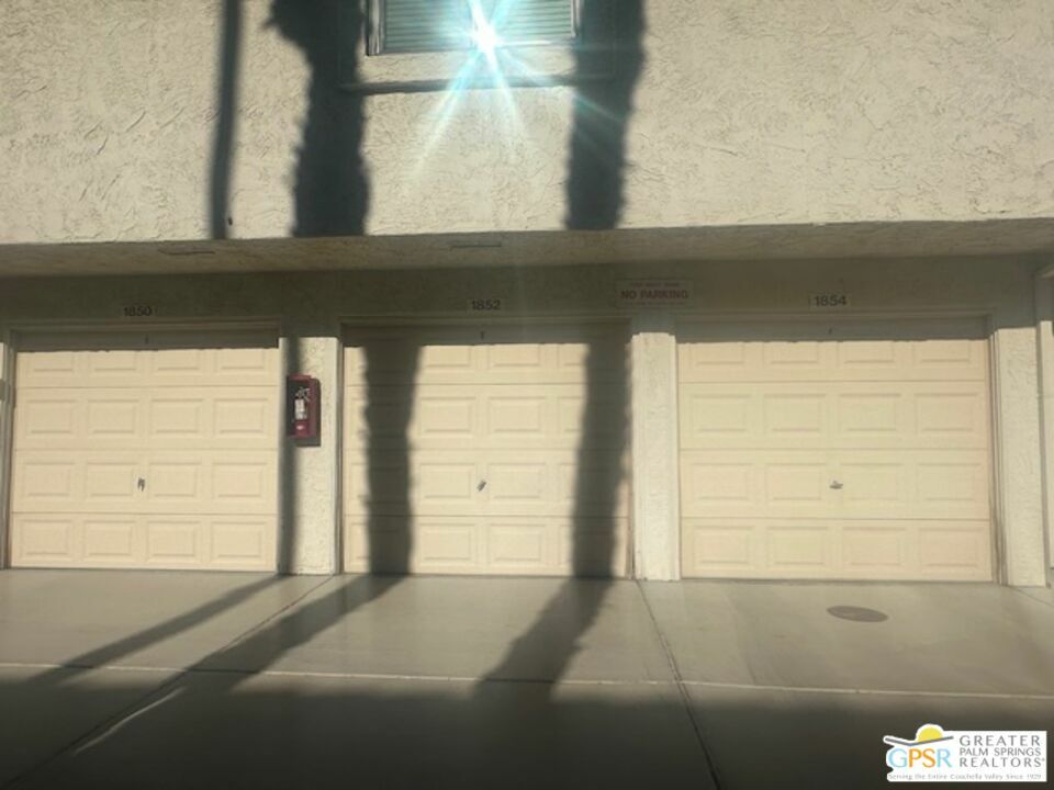 Property Photo:  1852 N Mira Loma Way  CA 92262 