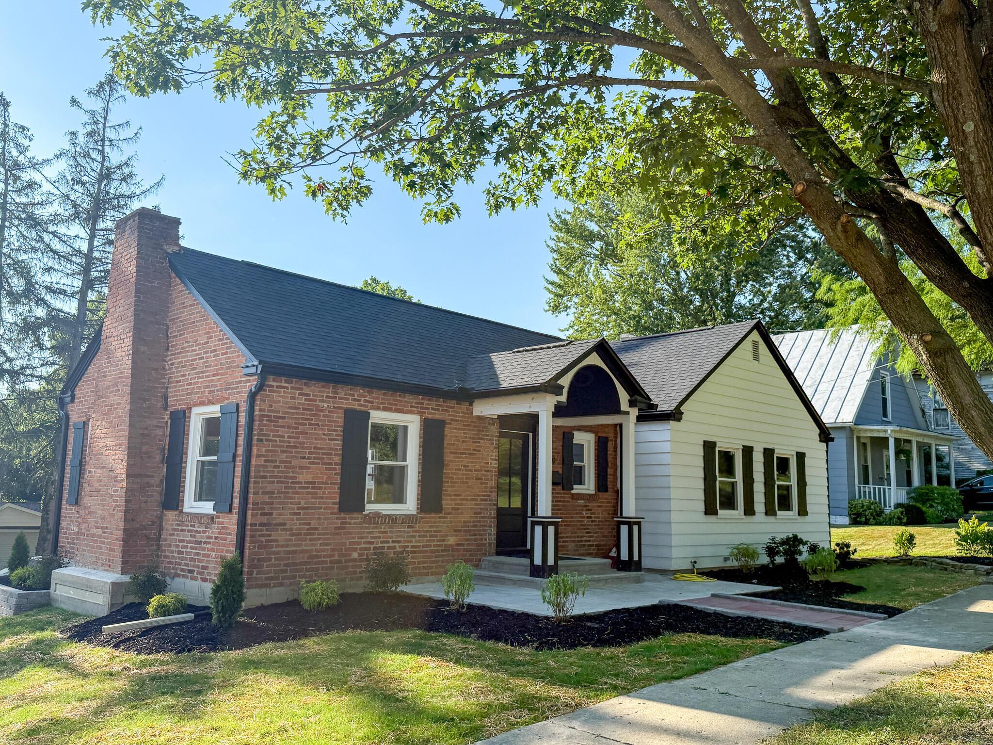 Property Photo:  69 N Cherry Street  OH 43338 