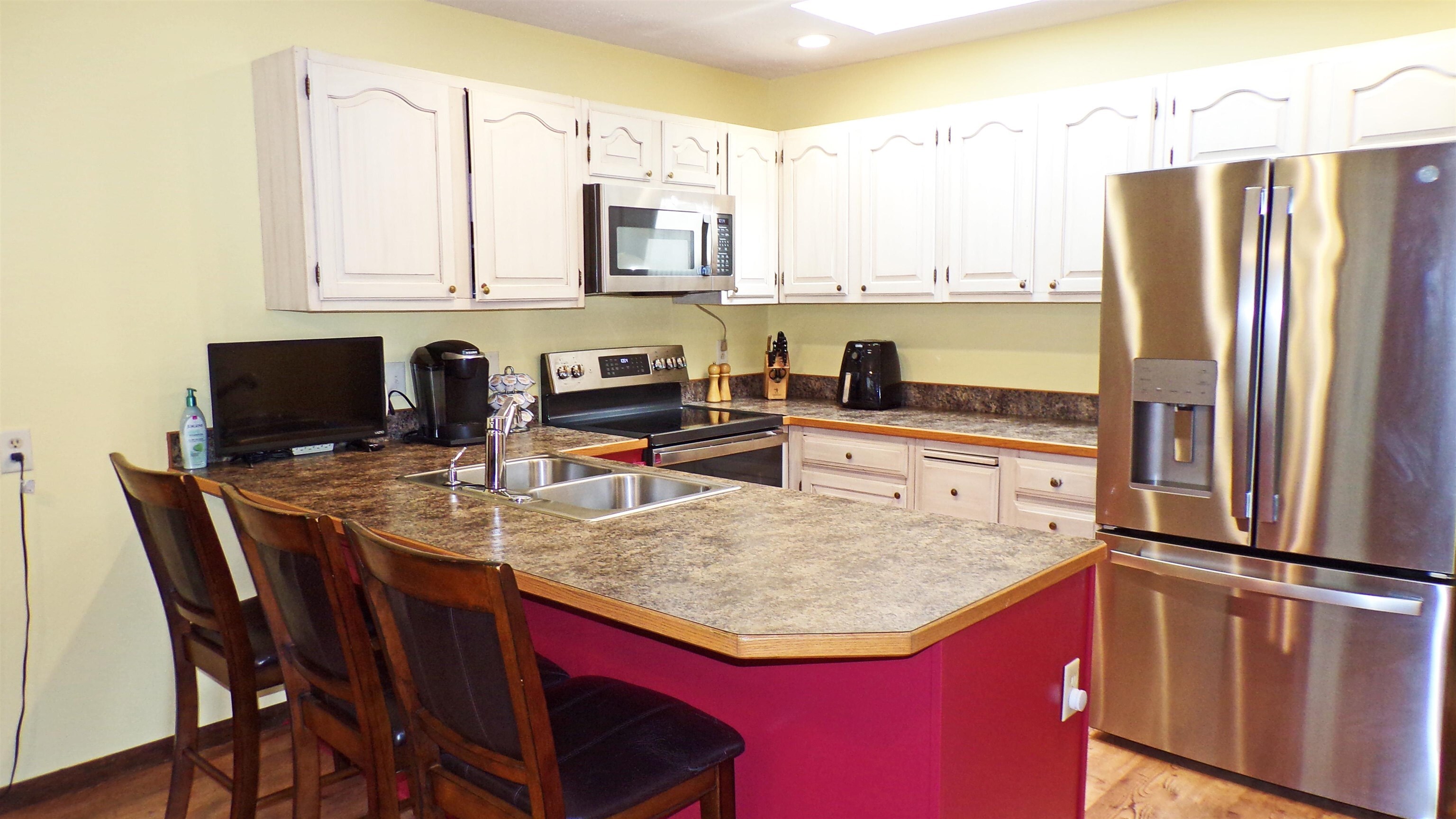 Property Photo: 9 S Shore Drive NE 68601