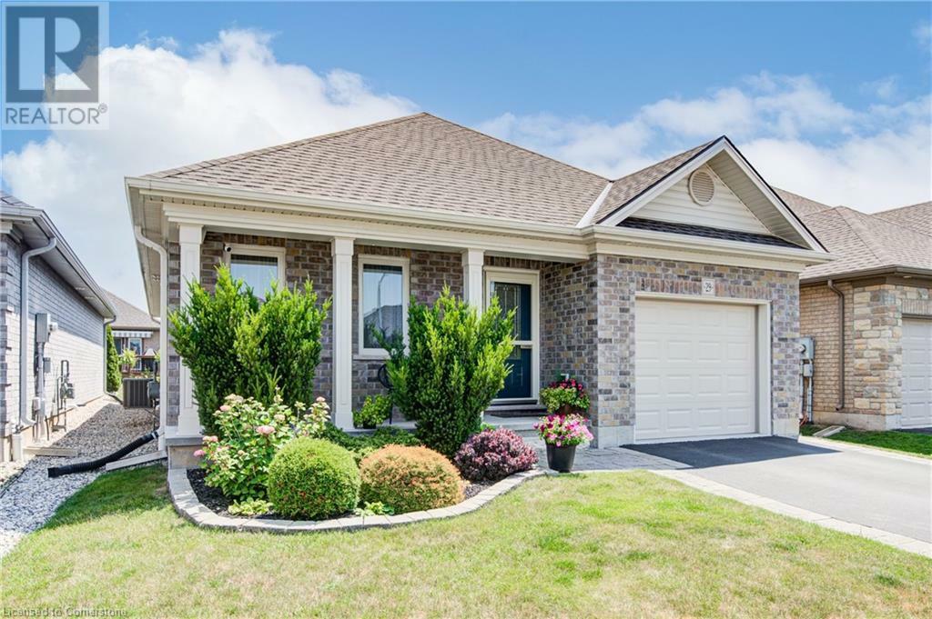 Photo de la propriété: 29 Esseltine Drive Drive ON N4G 0G2