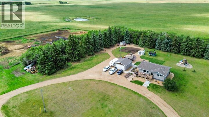 Property Photo:  320156 Rr181  AB T0J 0W0 