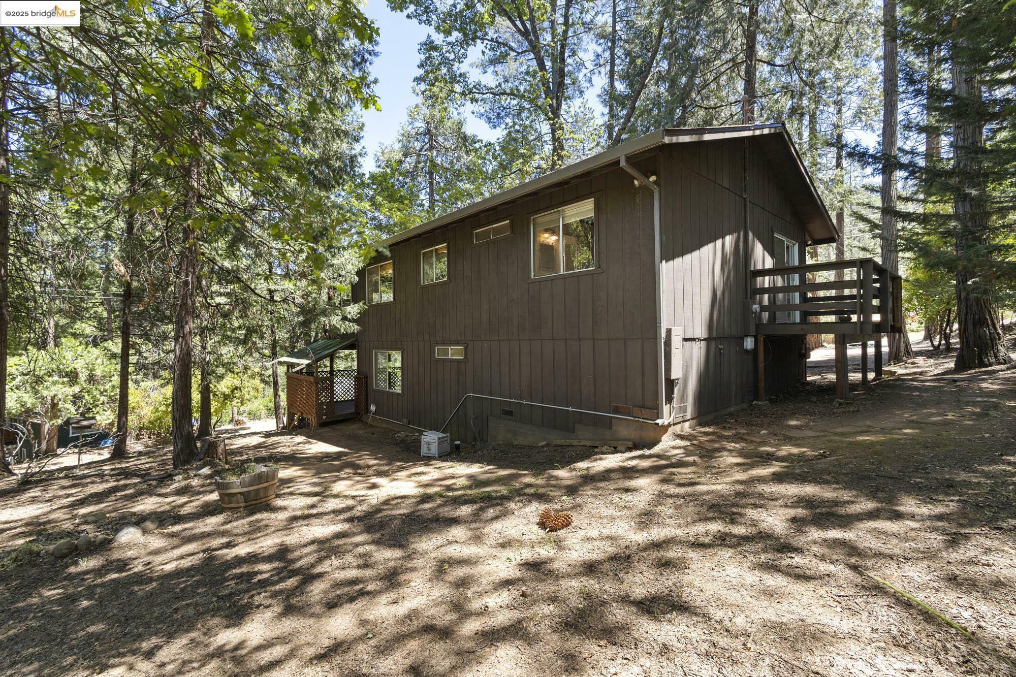 Property Photo: 17787 Lucky Strike Trail CA 95370