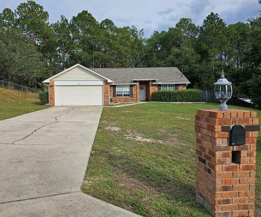 Property Photo: 1305 Jefferyscot Court FL 32536