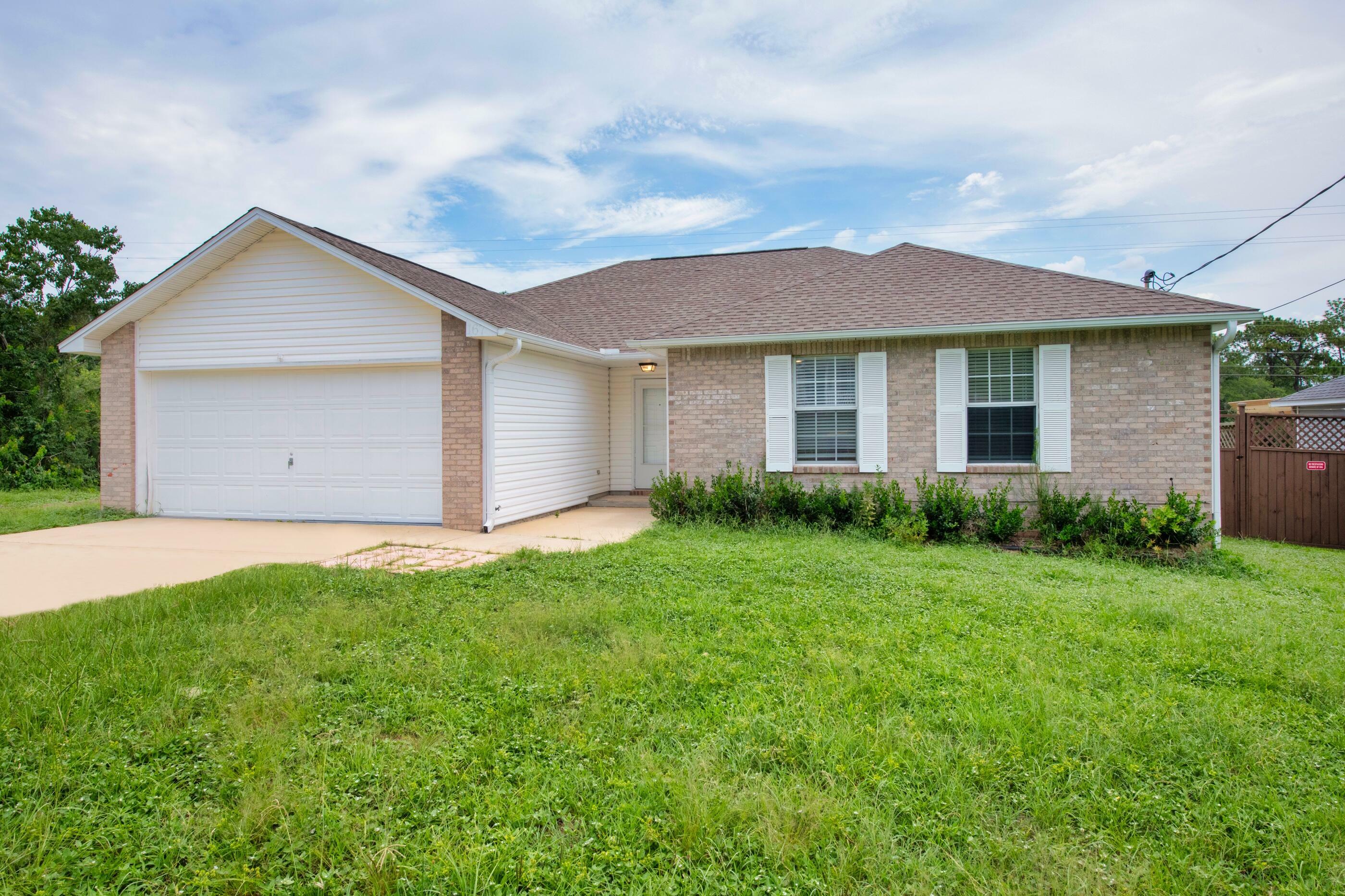 Property Photo:  167 Nicole Lane  FL 32539 