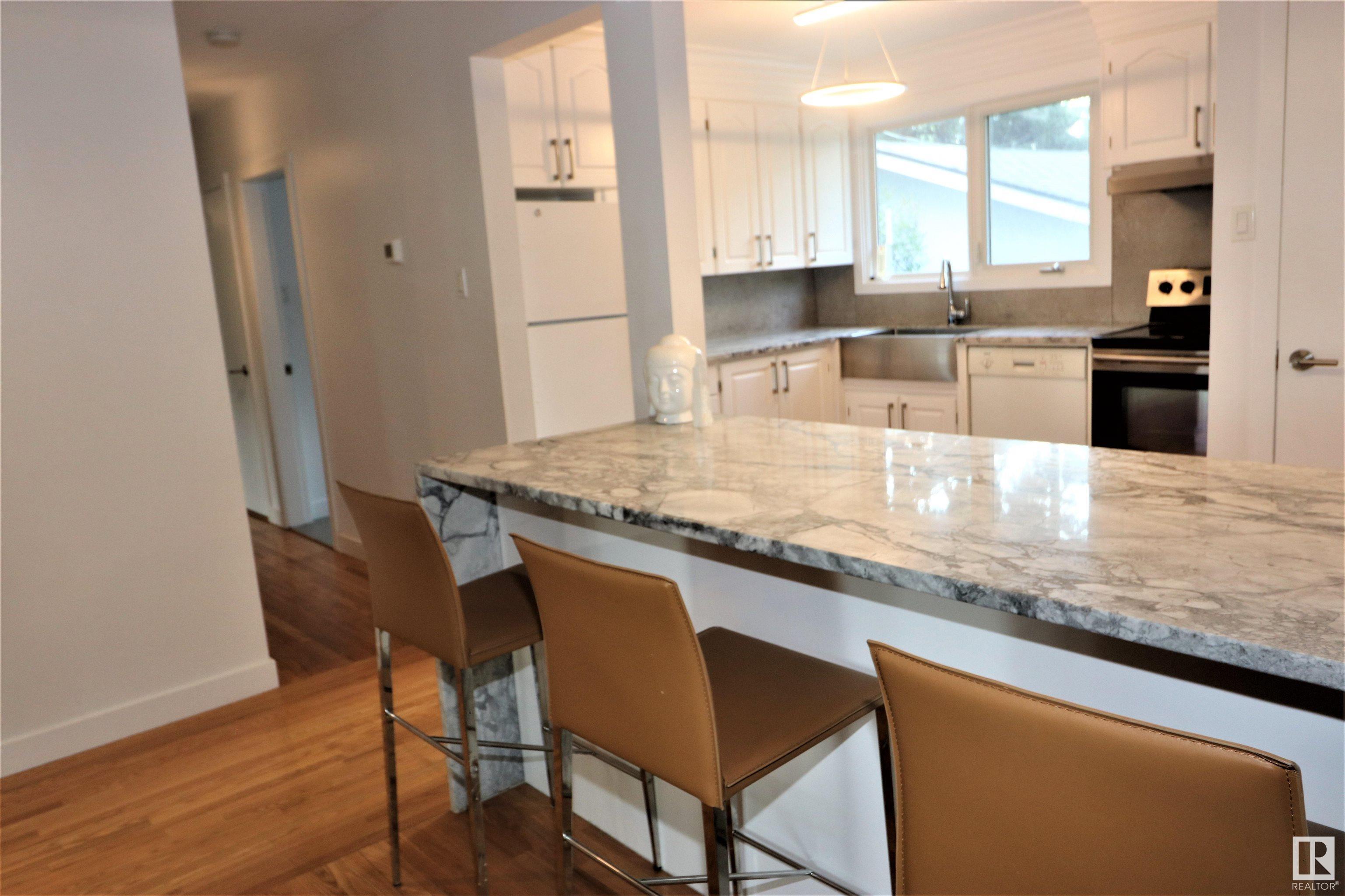 Property Photo: 8528 64 Avenue NW AB T6E 0H3