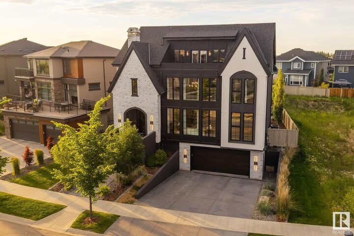 Photo de la propriété: 3503 Keswick Boulevard SW AB T6W 4V6