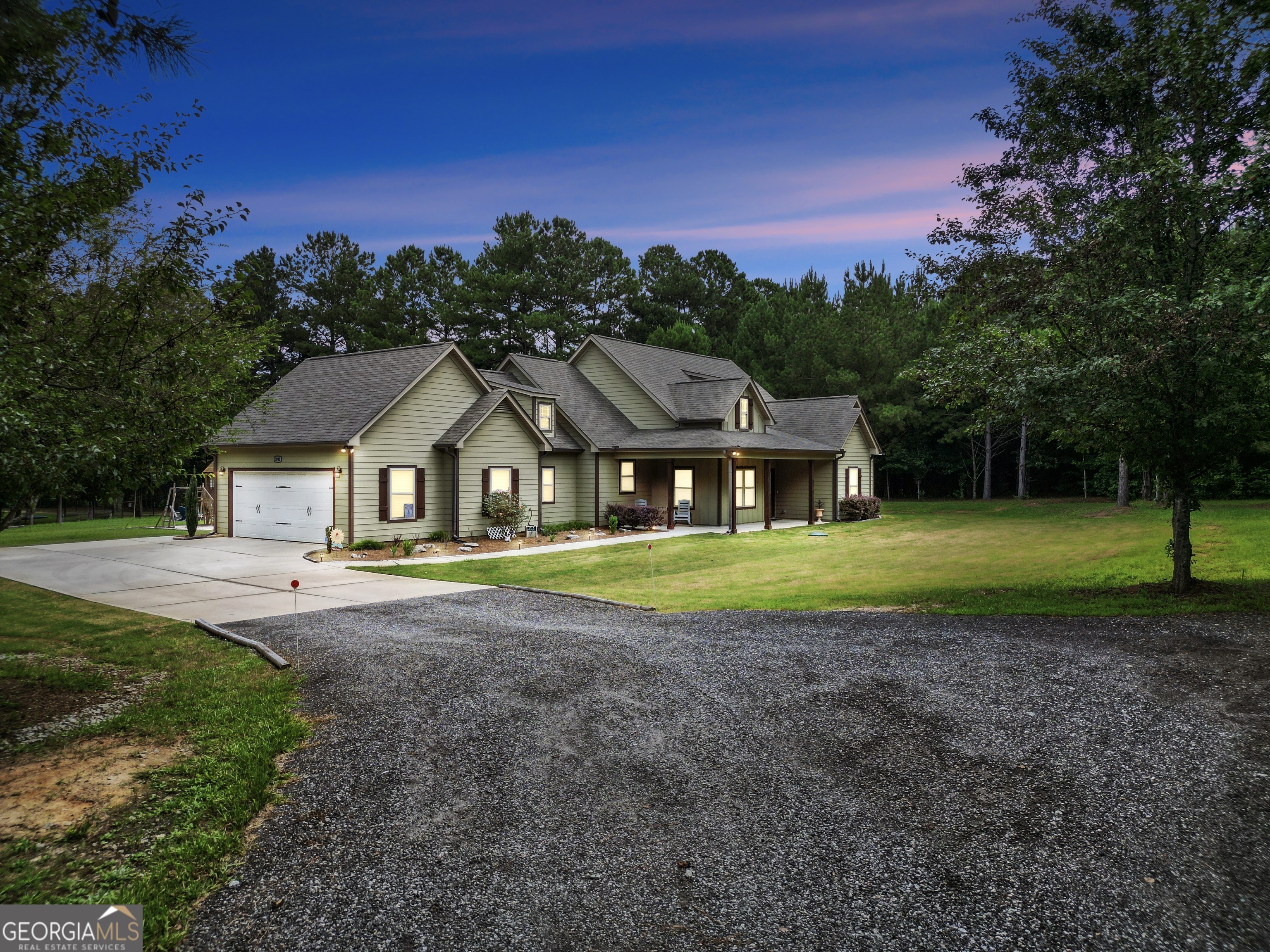 Property Photo: 2985 Teamon Road GA 30223