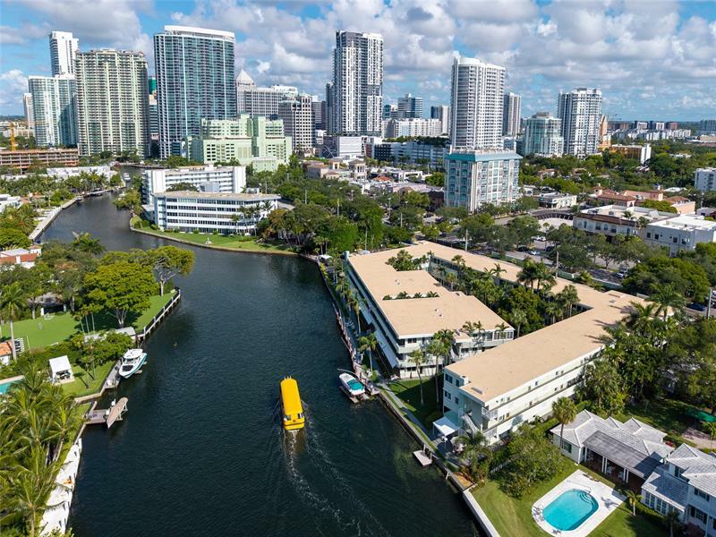 Property Photo: 1000 SE 4th St 119 FL 33301
