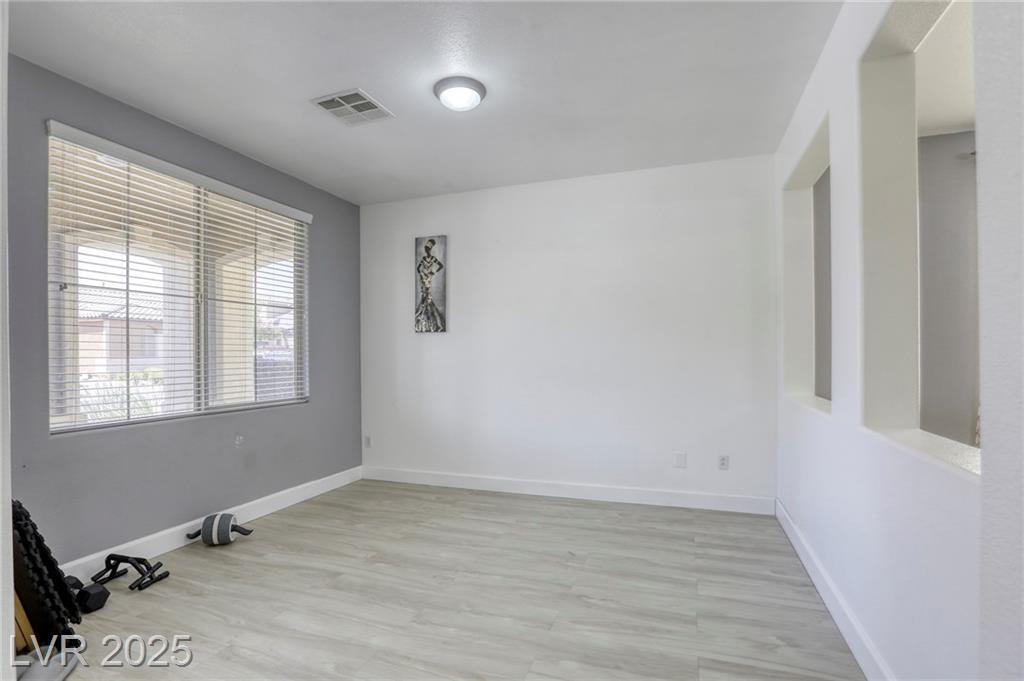 Property Photo: 7470 Pepperbox Avenue NV 89179