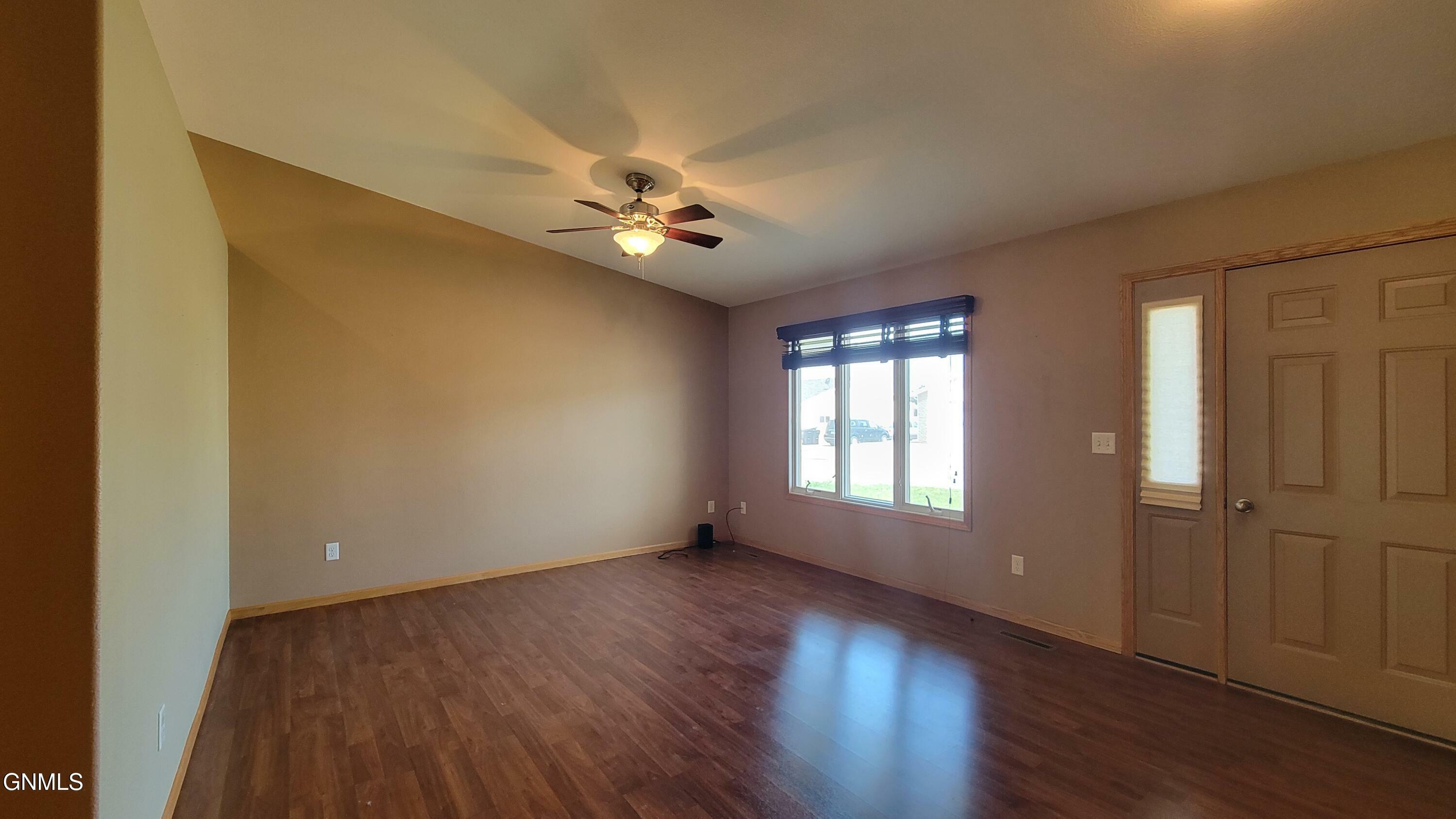 Property Photo: 1119 Lakota Lane ND 58504