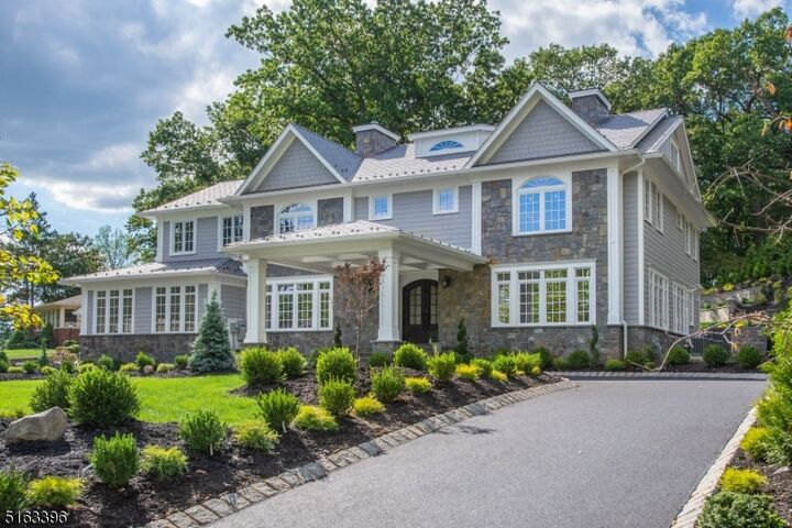 368 Hartshorn Dr  Millburn Twp. NJ 07078 photo