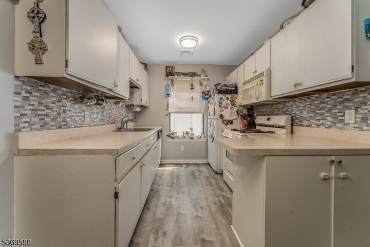 Property Photo: 1213 Spruce Hills Dr NJ 08826