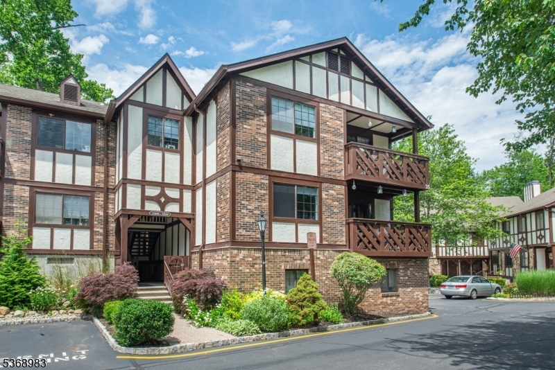 Property Photo: 3514 Whittier Ct NJ 07430