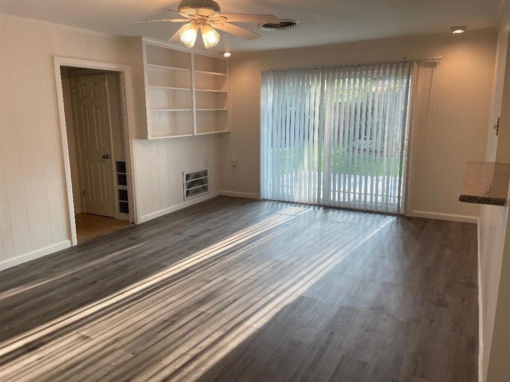 Property Photo: 9014 Ilona Lane TX 77025