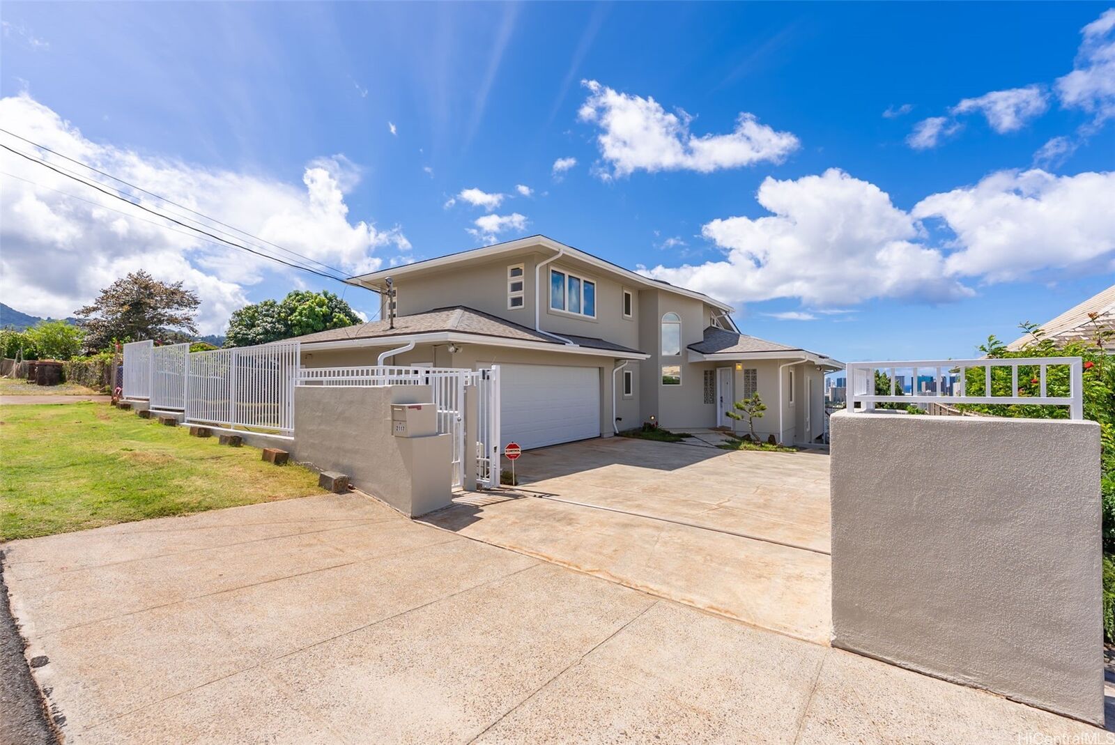 Property Photo:  2117 Aulii Street  HI 96817 