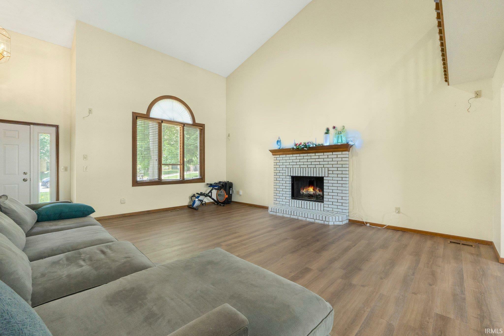 Property Photo: 9028 Hickory Knoll Boulevard IN 46825-2279