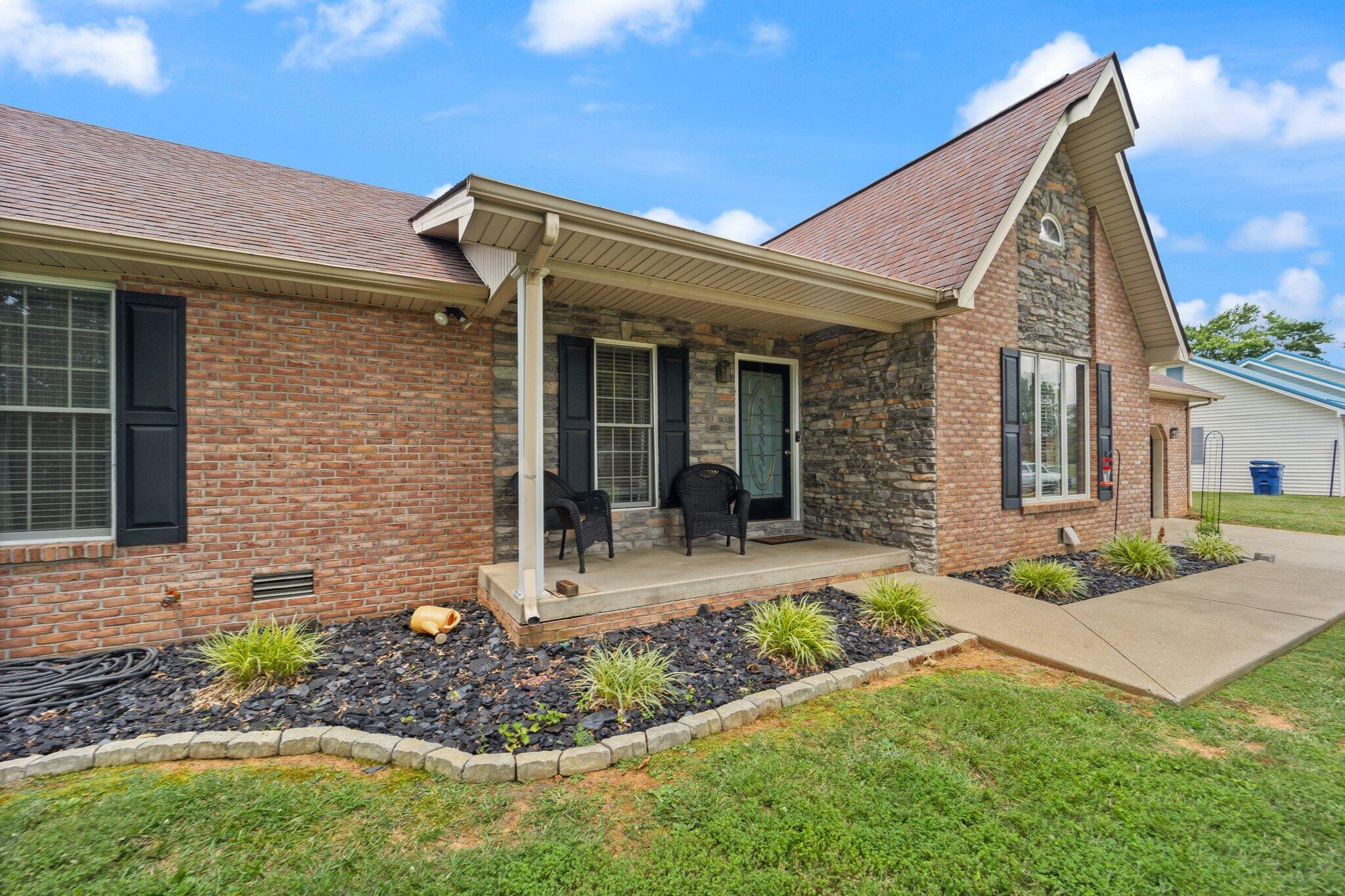 Property Photo: 1113 Fawn Run KY 42501